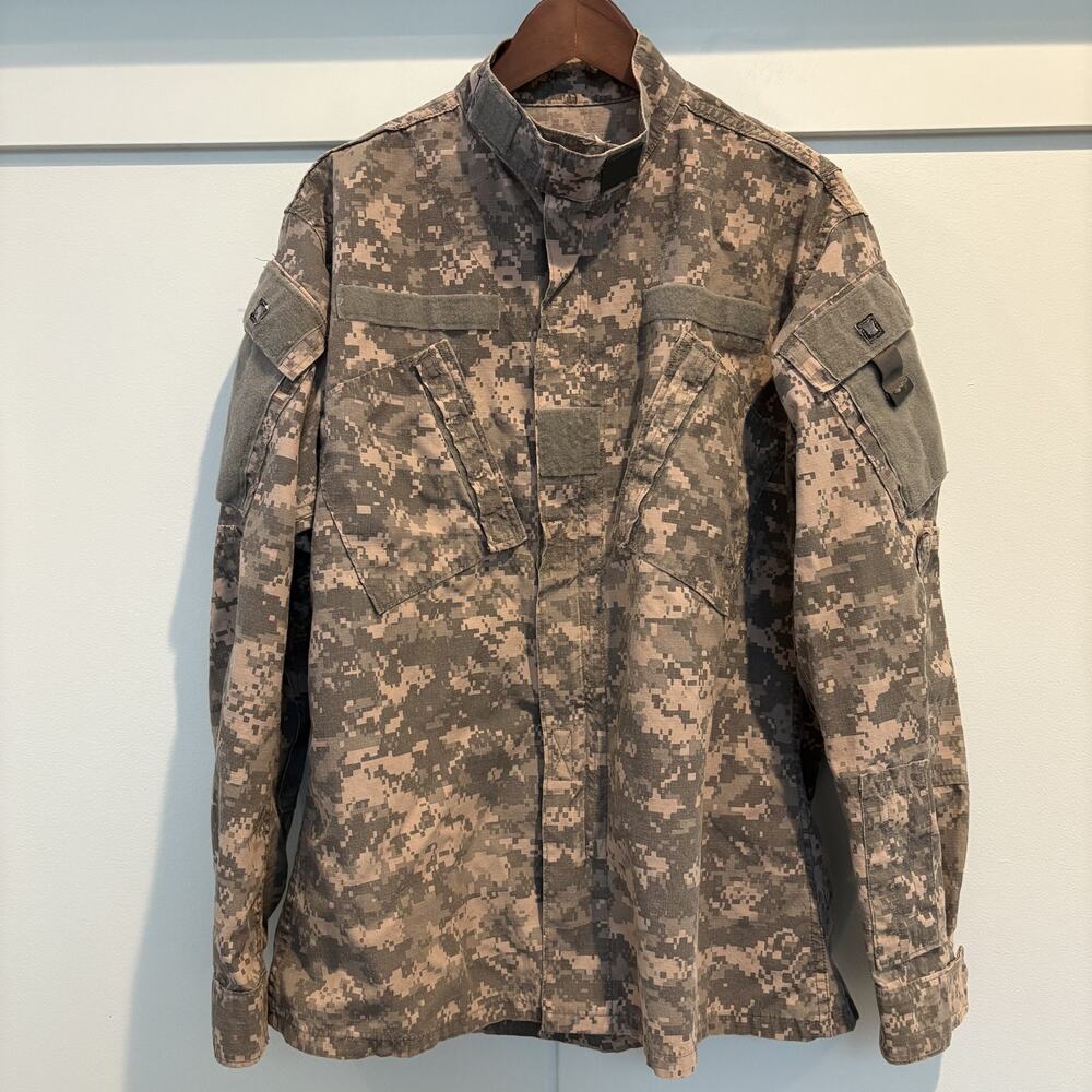 US Army ACU Jacket Mens Size Medium-Long UCP Digicam 2000s Combat Shirt Military